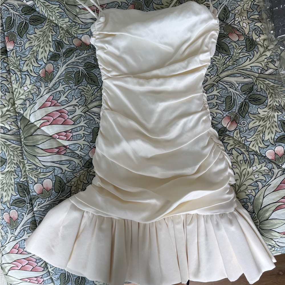 Brand new Zara dress , never worn brand new